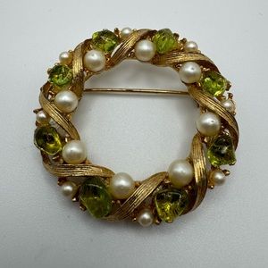 Vintage peridot and pearl costume jewelry brooch